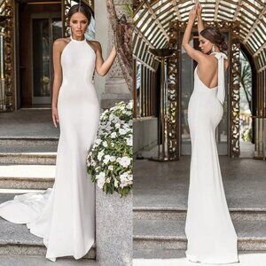 NWOT Elegant Boho Halter Wedding Dress with Sweep Train and Backless - Size 4